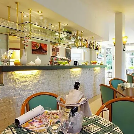 Milano 3*